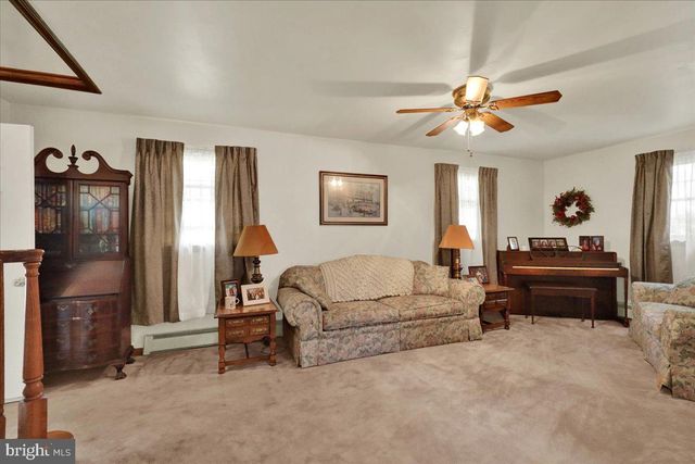 1170 N MANOR RD, Honey Brook, PA 19344