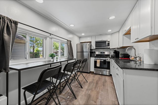 23401 Powell, Hazel Park, MI 48030