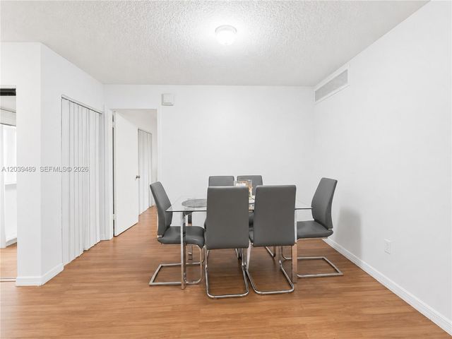 3rd Ct 3rd Court 20135 1, Miami, FL 33179