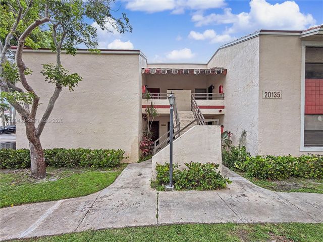 3rd Ct 3rd Court 20135 1, Miami, FL 33179