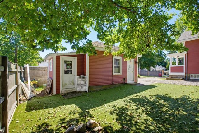 148 Ettrick St, Brockton, MA 02301