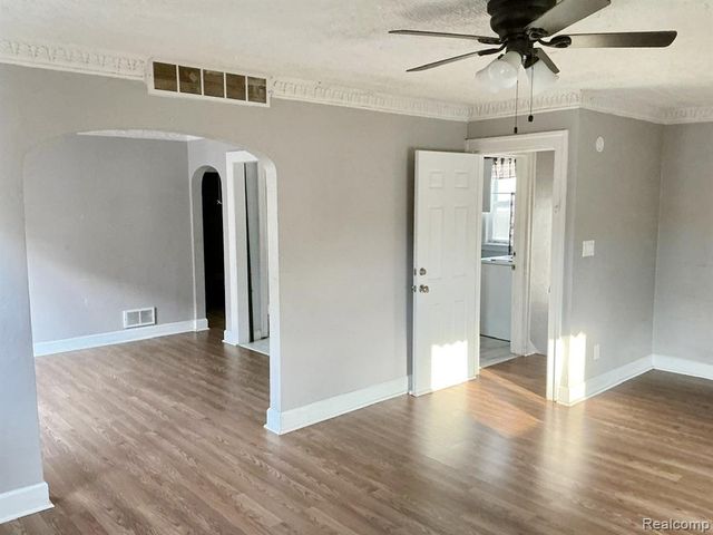13924 Roselawn Street, Detroit, MI 48238
