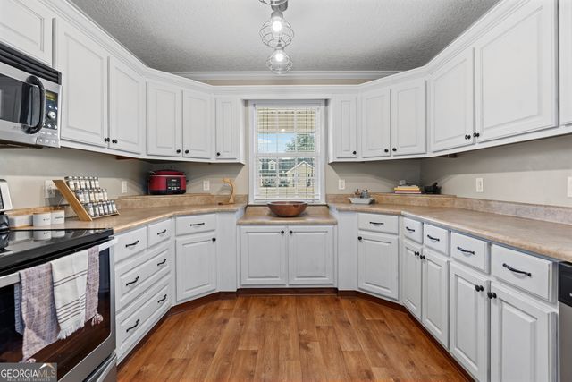 5605 Woodstone Drive, Blackshear, GA 31516