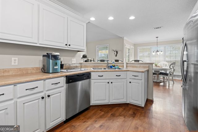 5605 Woodstone Drive, Blackshear, GA 31516