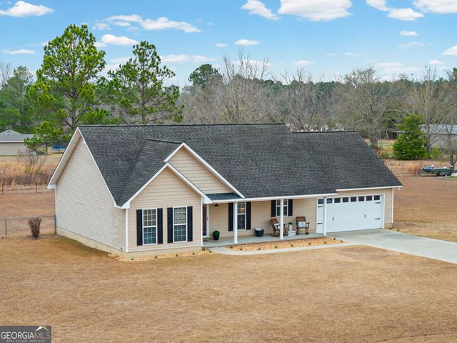 5605 Woodstone Drive, Blackshear, GA 31516