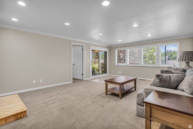 811 N GRANDRIDGE DR, Salt Lake City, UT 84103