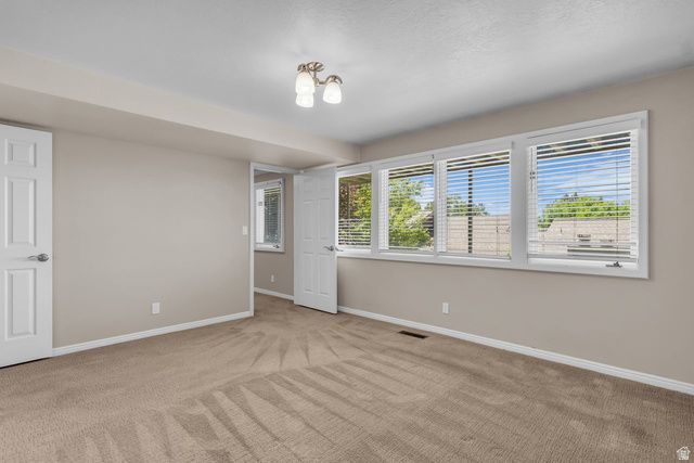 811 N GRANDRIDGE DR, Salt Lake City, UT 84103