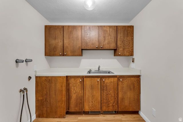 811 N GRANDRIDGE DR, Salt Lake City, UT 84103