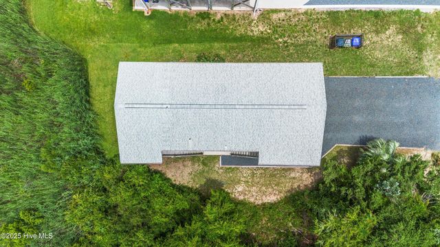 316 E Dolphin Drive, Oak Island, NC 28465