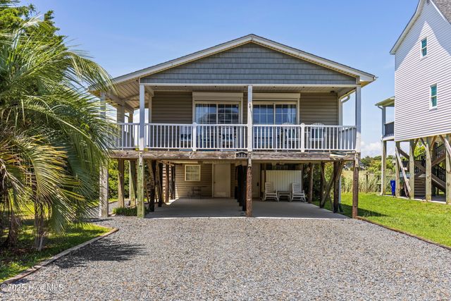 316 E Dolphin Drive, Oak Island, NC 28465