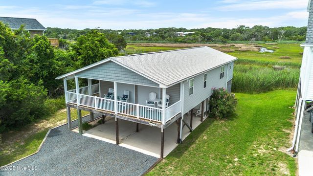 316 E Dolphin Drive, Oak Island, NC 28465