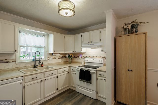 220 Eaglewood Court, Athens, GA 30606