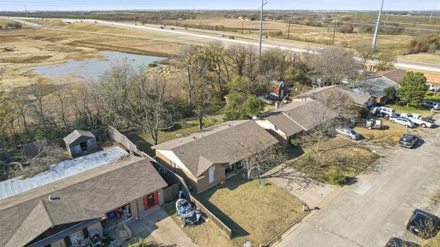 4201 Redstone Road, Denton, TX 76209