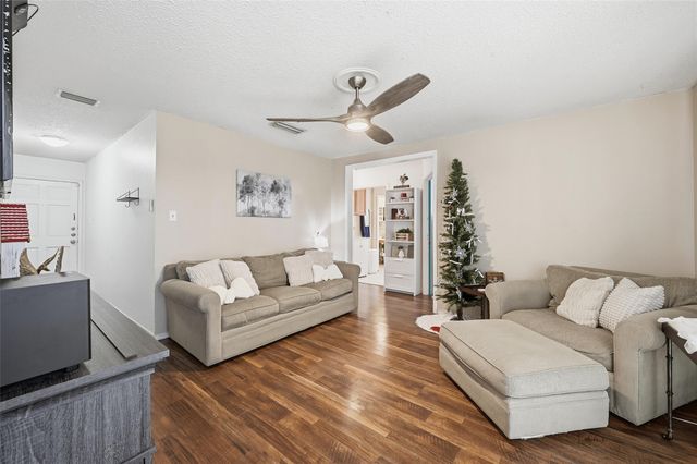 4201 Redstone Road, Denton, TX 76209