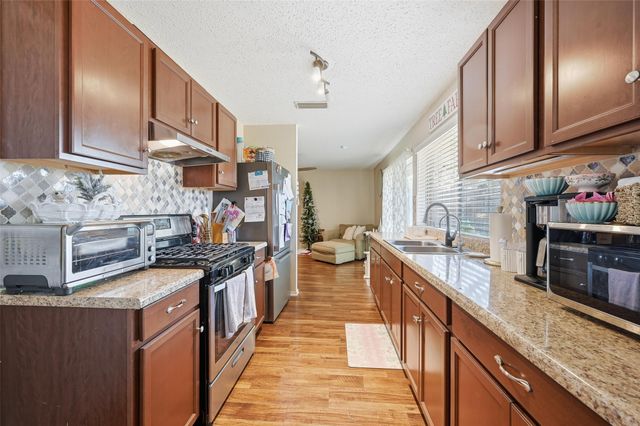 4201 Redstone Road, Denton, TX 76209