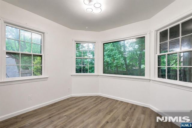 4-21 Saddle River Road 1, Fair Lawn, NJ 07410