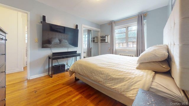 150-28 Jewel Avenue 1, Flushing, NY 11367