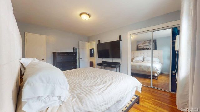 150-28 Jewel Avenue 1, Flushing, NY 11367