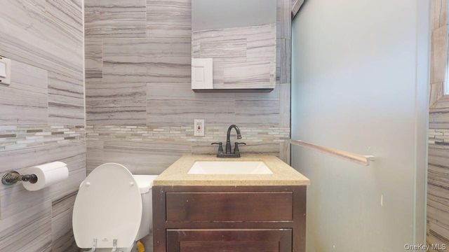 150-28 Jewel Avenue 1, Flushing, NY 11367