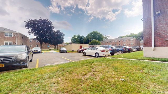 150-28 Jewel Avenue 1, Flushing, NY 11367
