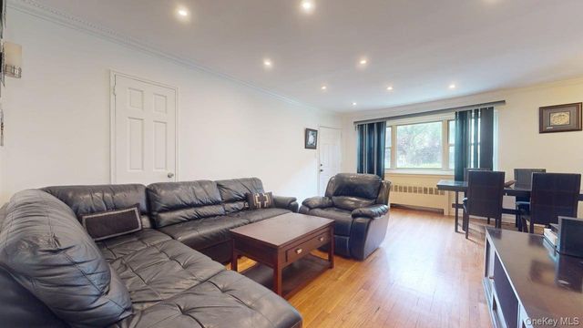 150-28 Jewel Avenue 1, Flushing, NY 11367