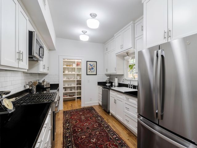 4726 Swiss Avenue, Dallas, TX 75204