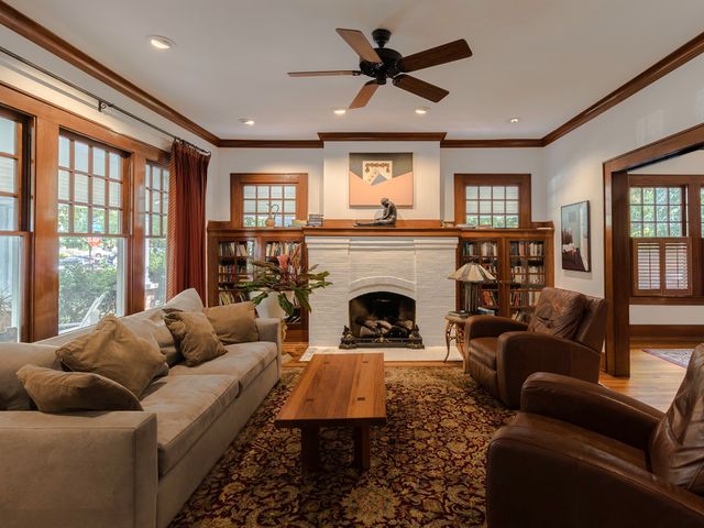 4726 Swiss Avenue, Dallas, TX 75204