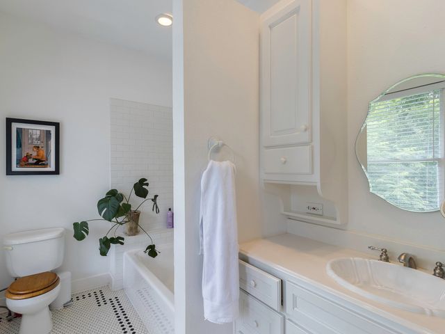 4726 Swiss Avenue, Dallas, TX 75204