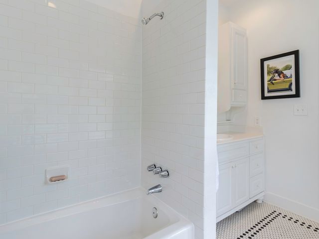 4726 Swiss Avenue, Dallas, TX 75204