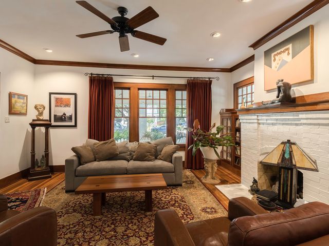 4726 Swiss Avenue, Dallas, TX 75204