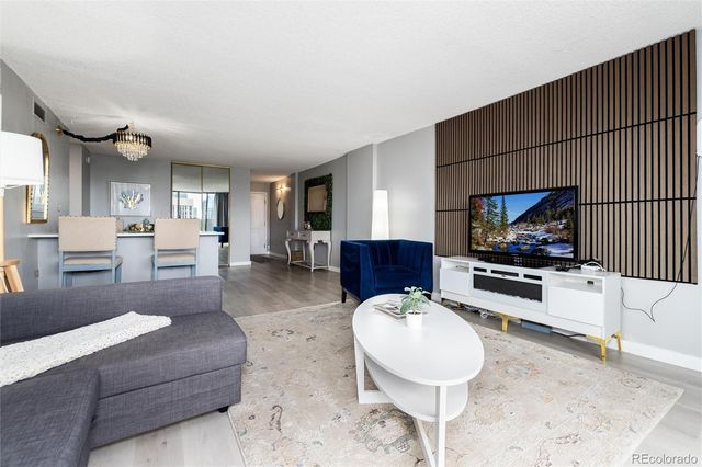 1020 15th Street 32H, Denver, CO 80202