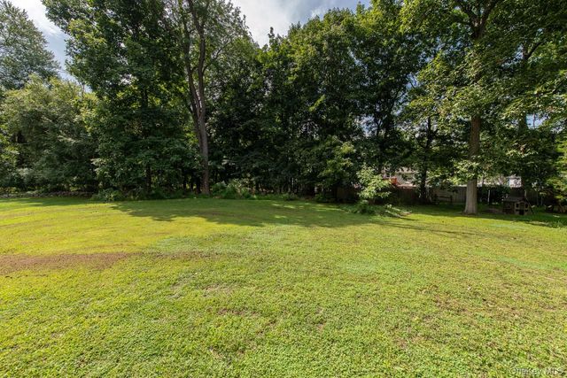 64 Alda Drive, Poughkeepsie, NY 12603