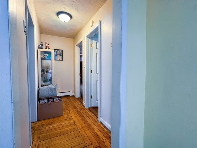16 Jennison Road, Warwick, RI 02889