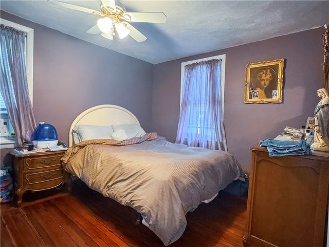 16 Jennison Road, Warwick, RI 02889