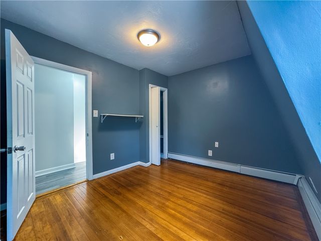 16 Jennison Road, Warwick, RI 02889