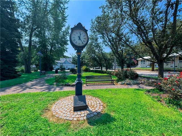 16 Jennison Road, Warwick, RI 02889