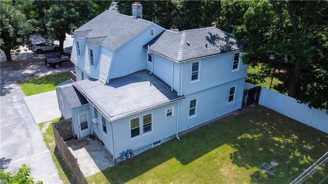16 Jennison Road, Warwick, RI 02889
