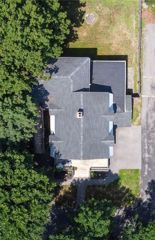 16 Jennison Road, Warwick, RI 02889