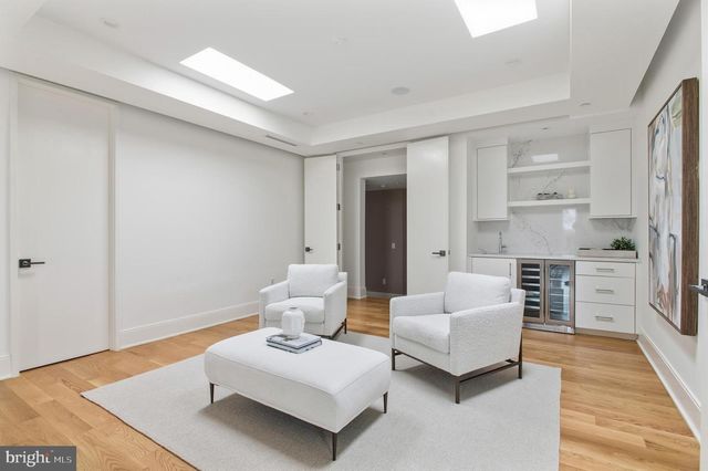 3001 FOXHALL RD NW, Washington, DC 20016