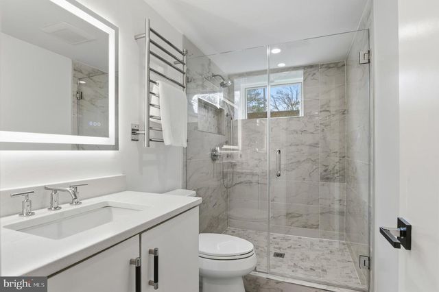 3001 FOXHALL RD NW, Washington, DC 20016