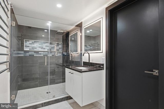 3001 FOXHALL RD NW, Washington, DC 20016