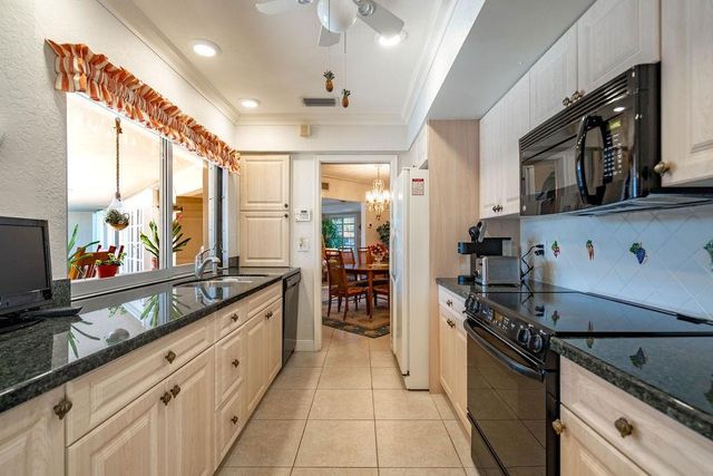 3920 NE 27th Avenue, Lighthouse Point, FL 33064