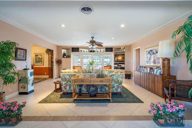 3920 NE 27th Avenue, Lighthouse Point, FL 33064