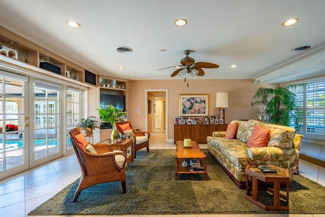 3920 NE 27th Avenue, Lighthouse Point, FL 33064