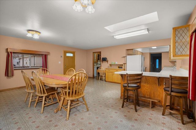 3323 E JACKSON Ave, Spokane, WA 99217