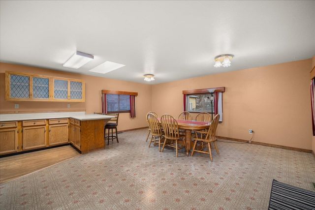 3323 E JACKSON Ave, Spokane, WA 99217