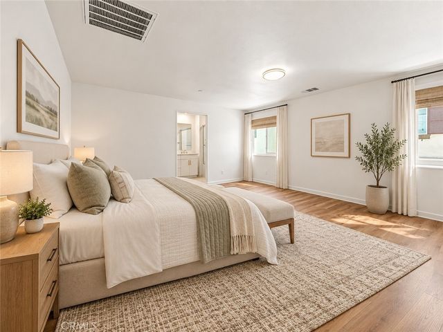 588 Calderwood Lane, Rialto, CA 92377