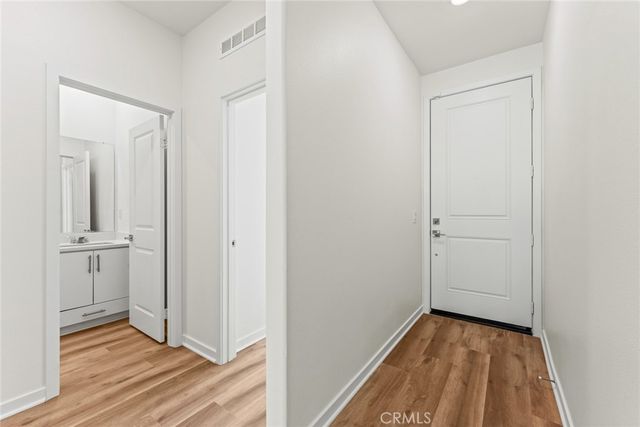 588 Calderwood Lane, Rialto, CA 92377