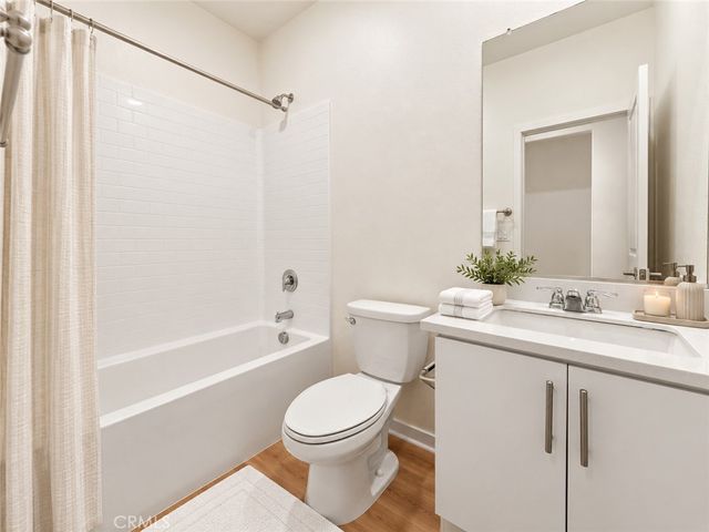 588 Calderwood Lane, Rialto, CA 92377