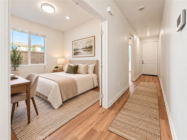 588 Calderwood Lane, Rialto, CA 92377